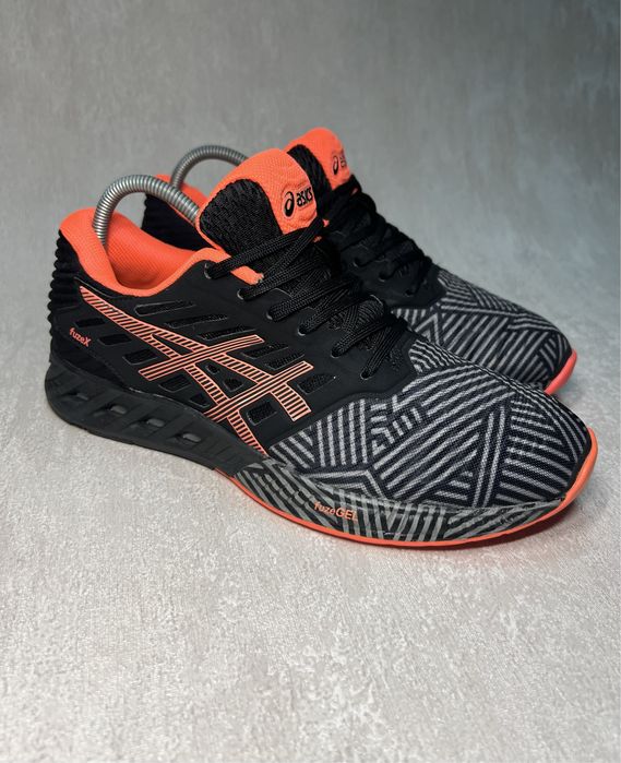 Кросівки ASICS Fuzex