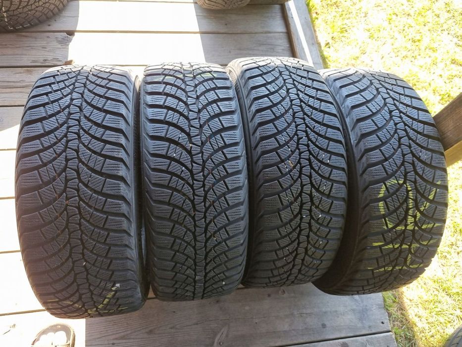 Opony Kumho WinterCraft WP51 225/45R18 95V 2017r,9mmx4 super stan