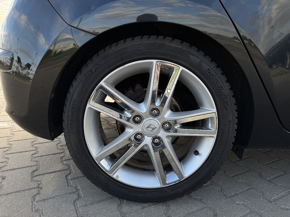 Hyundai i30 1.6 Benz.świeżo sprowadzony