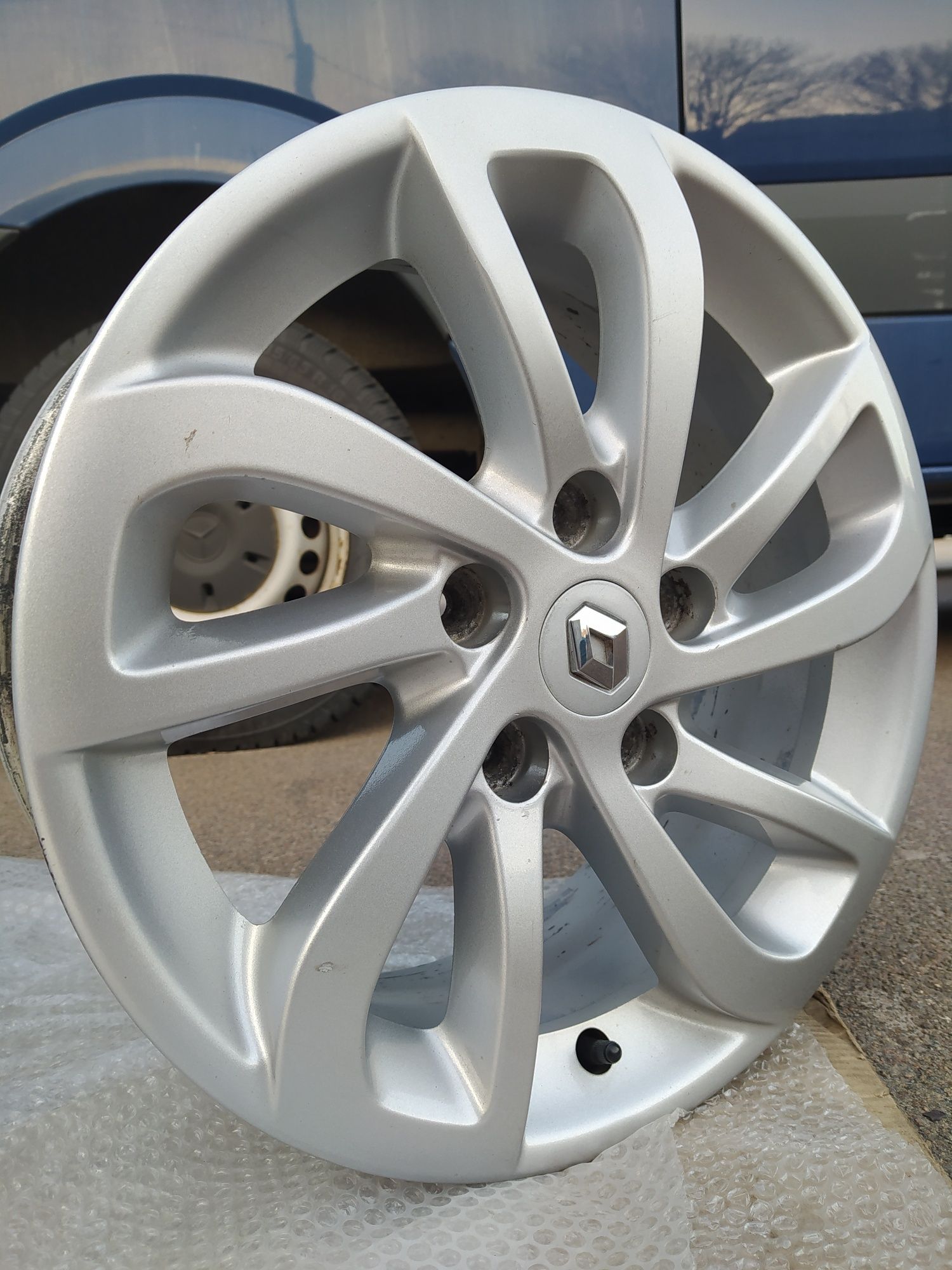 Диски Renault Megane Scenic Fluence Arkana Duster Dacia R16(5*114,3)