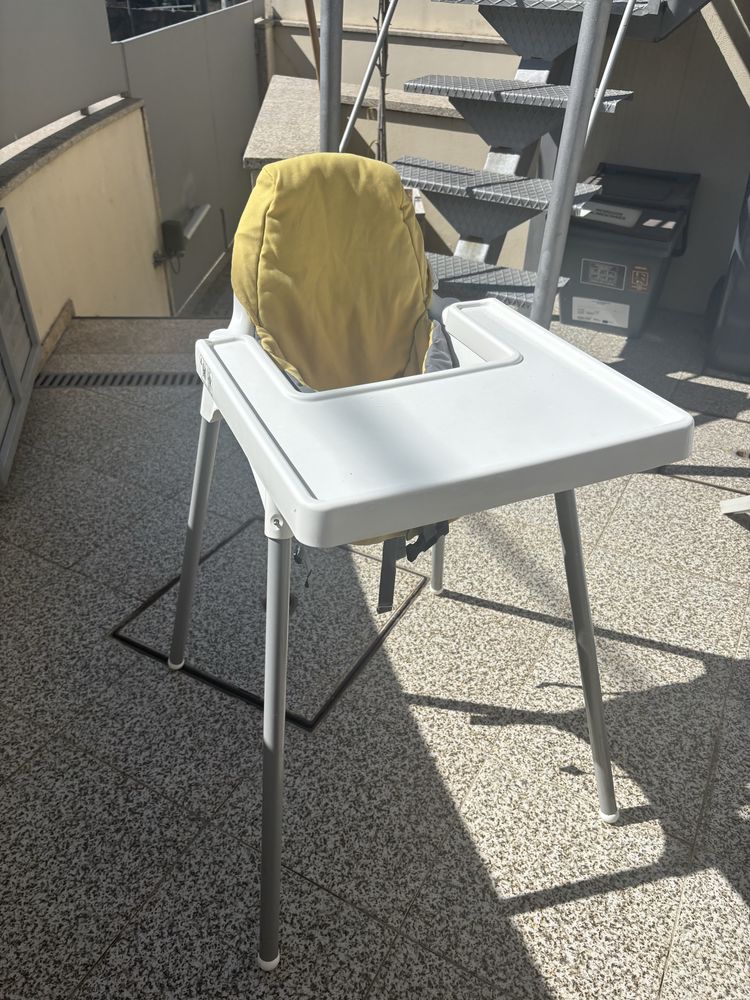 Cadeira bebé com almofada