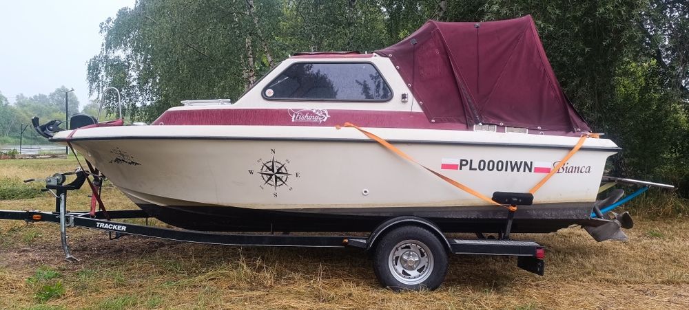 Łódka łódź kabinowa monark 585 silnik wc zlew