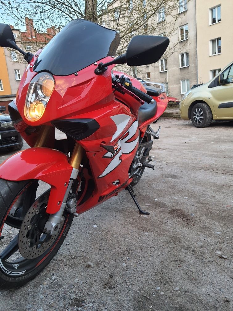 HYOSUNG GTR 125 ładny stan. Na kat B. Ważne OC i PT.