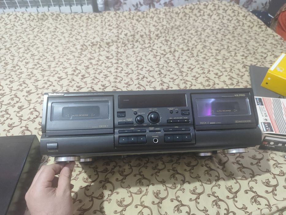 Касетна дека Technics RS-TR474, з  пошуком по пісням, і повним атореве
