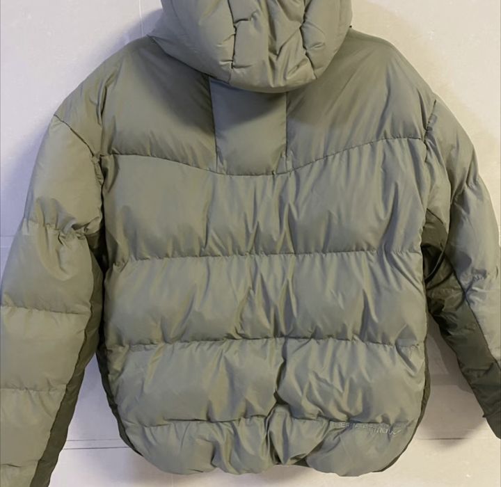 Пуховик Nike ACG