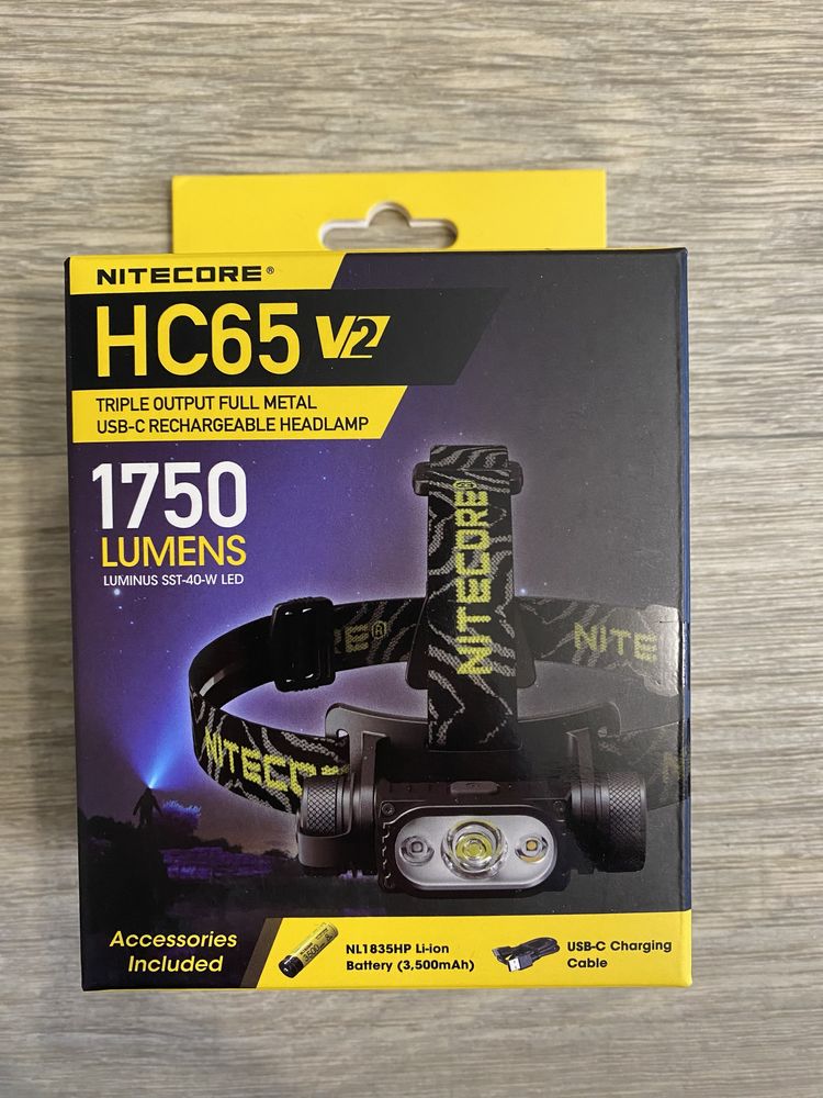 Ліхтар налобний Nitecore HC65 V2 з акумулятором