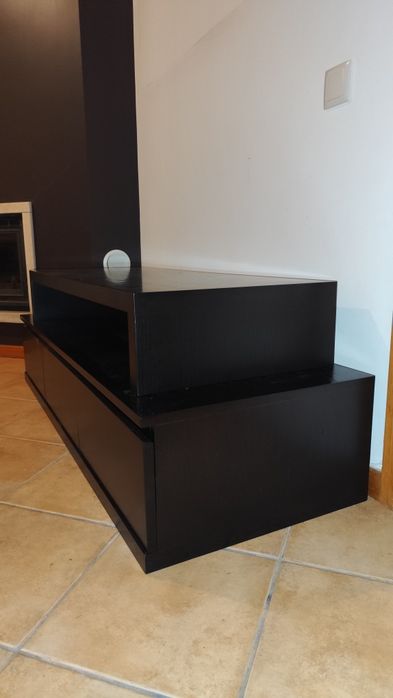 Consola para televisão