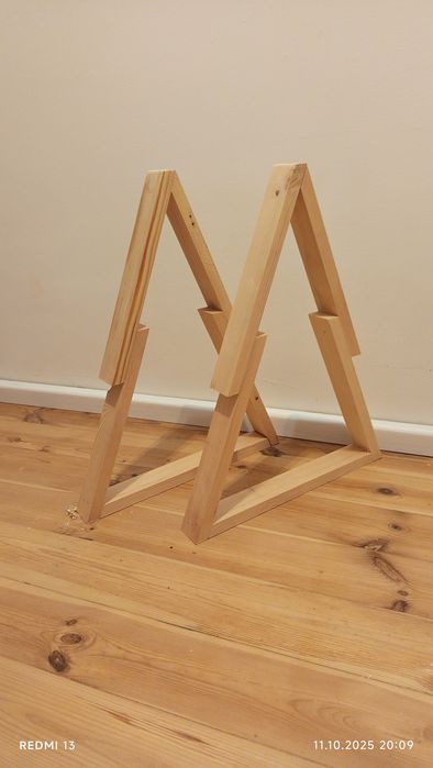 Drewniana choinka stroik