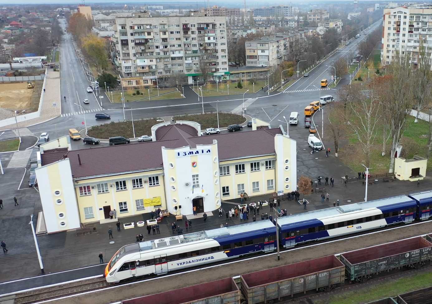 Чистка Крыш. Покраска крыш. Мойка фасадов, заборов. Покраска домов