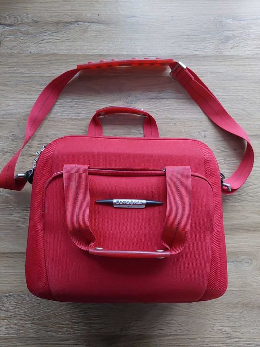 Kuferek torba na kosmetyki kosmetyczka na podróż Samsonite NOWY