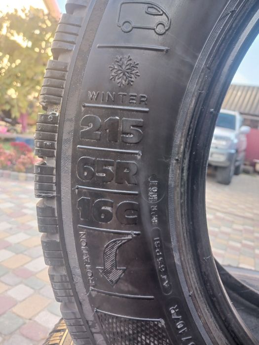 Резина 215 65 16c