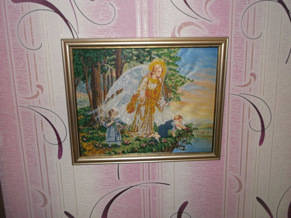 Картина "Ангелы", вышитая крестиком в рамке, 32х39см, новая