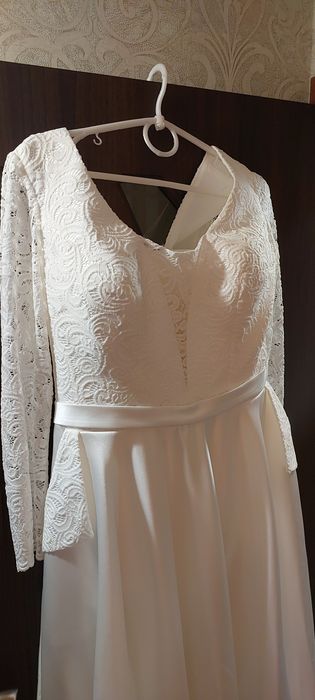 Весільна сукня. 52-54р.