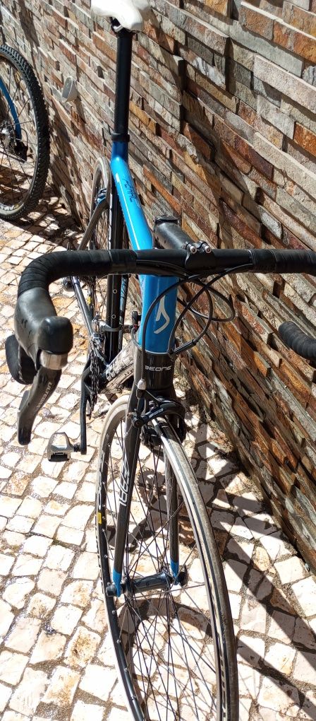 Bicicleta de ciclismo - Beone (Pearl T700)
