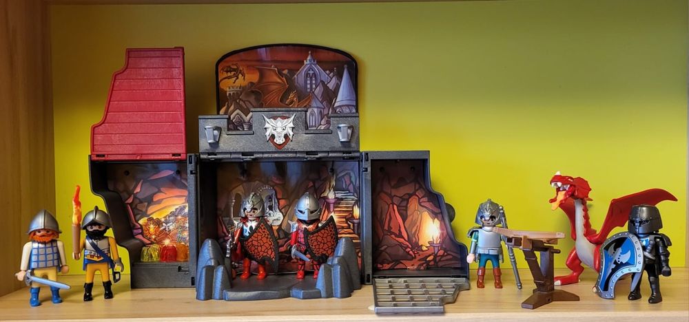 Playmobil zestaw rycerzy z zamkiem
