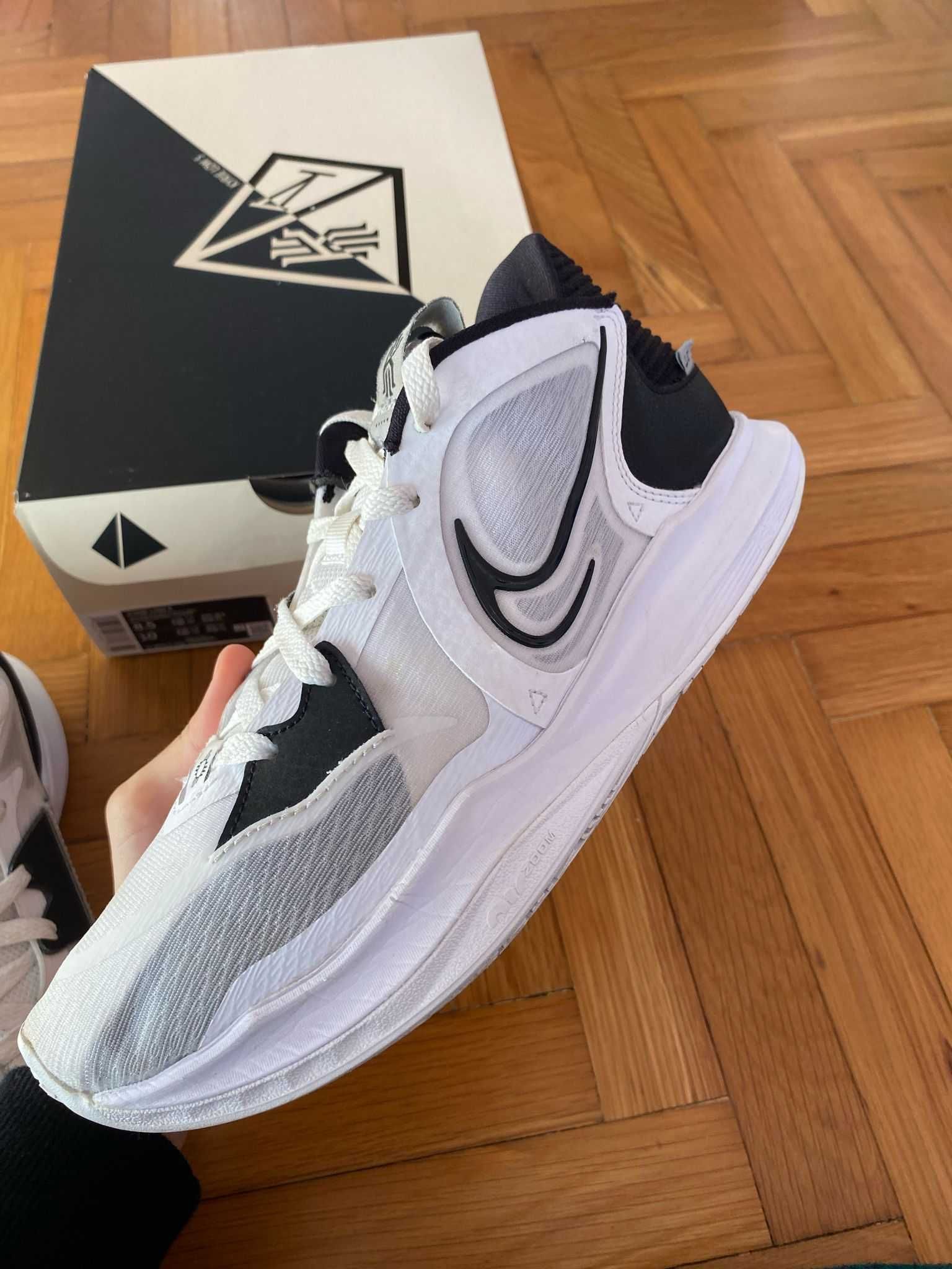 Kyrie low 5 wolf-gray