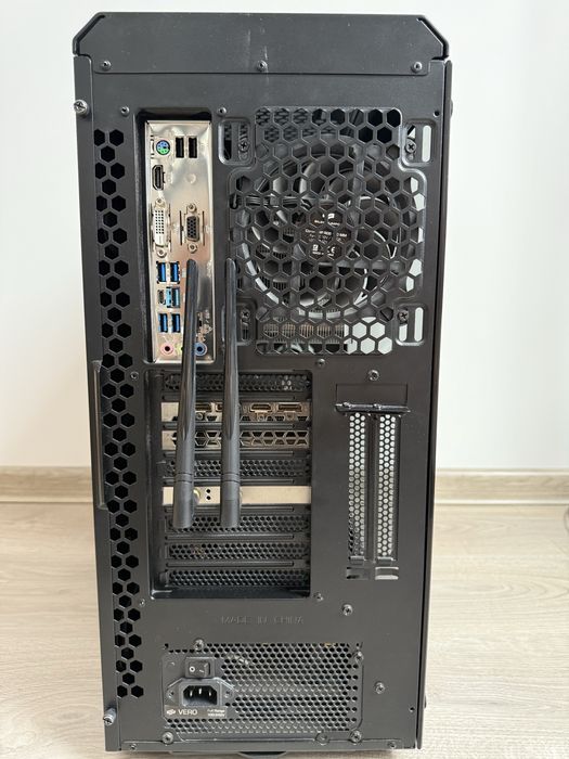 Komputer stacjonarny i5 9400F - RTX 2070 - 32Gb Ram-WiFi/BT