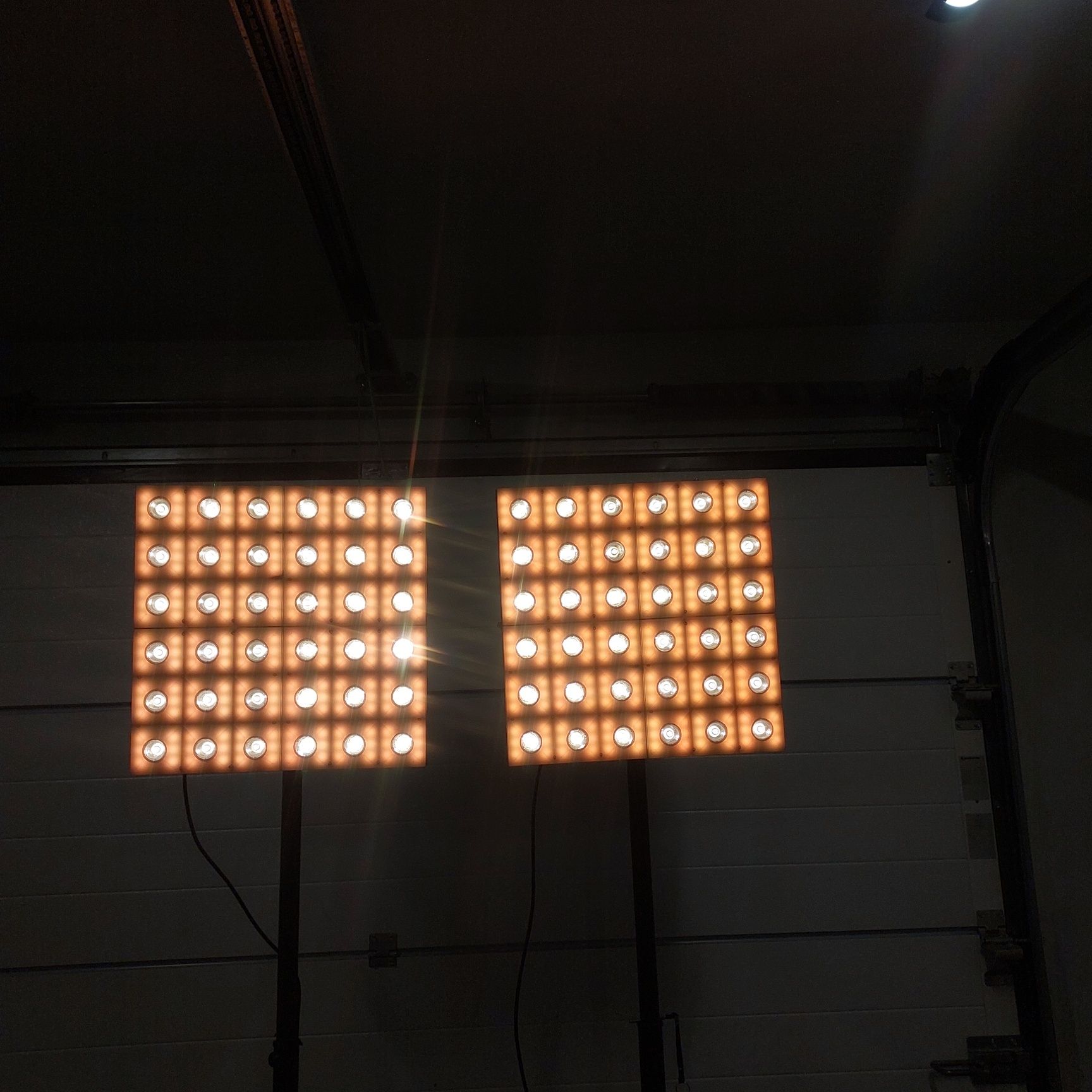 Panele Led Matrix 36 x 3W   RGB  dmx 4 SZTUKI