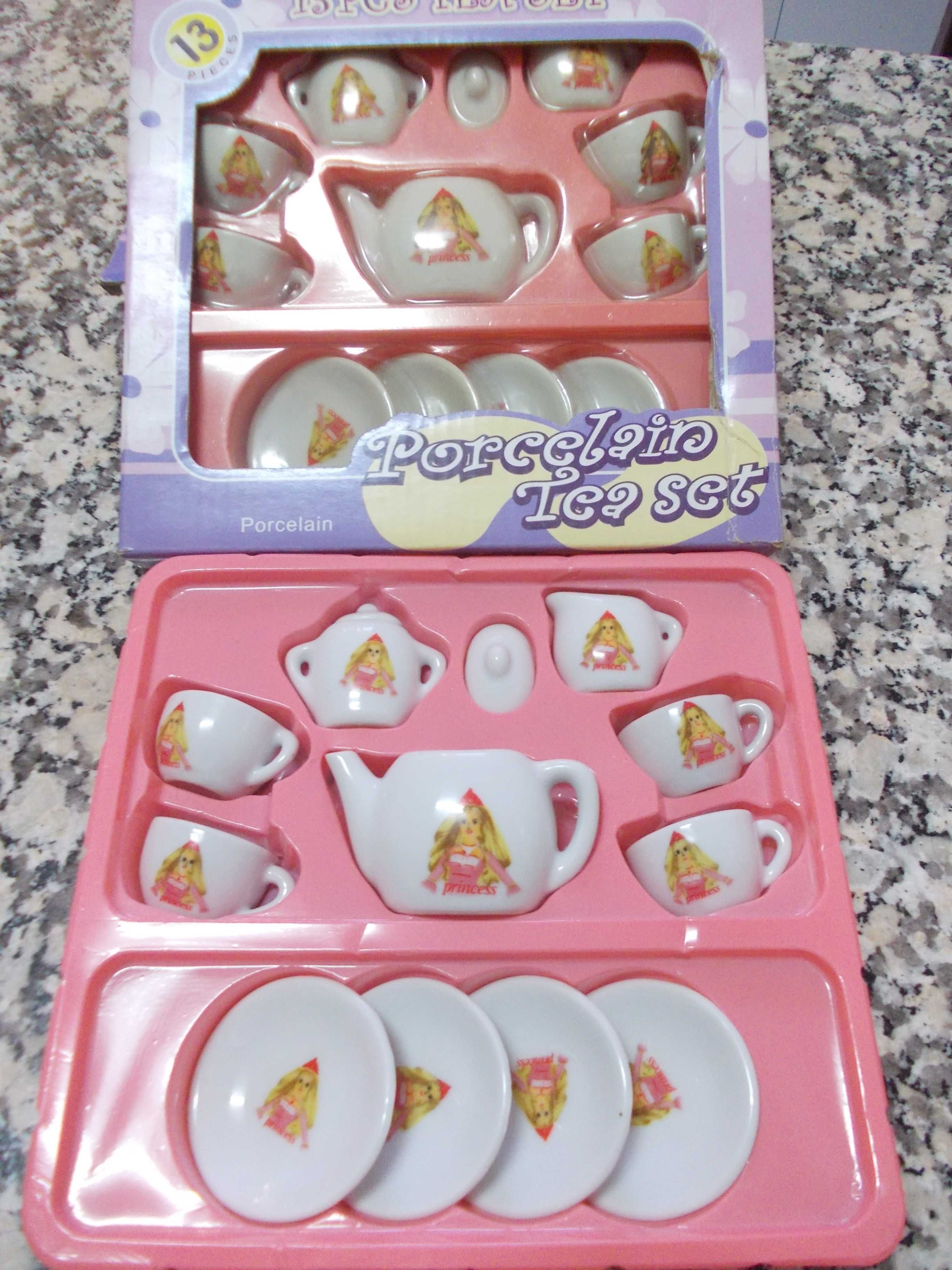 2 serviços de chá em porcelana para crianças