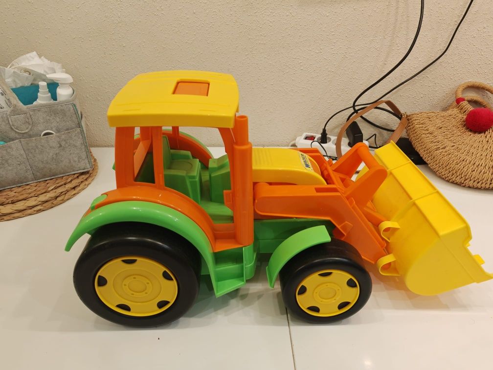 Duży 60 cm traktor spychacz Wader