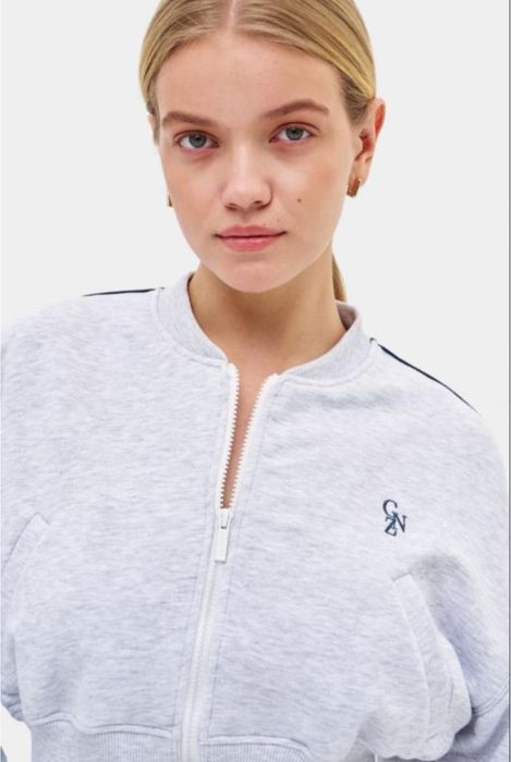 Стильний меланжевий світшот бомбер