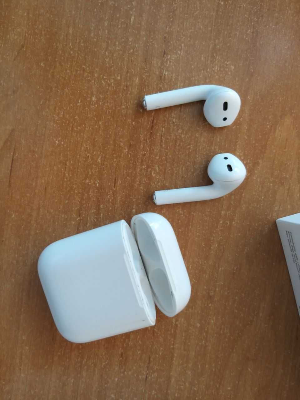 Навушники AirPods 2