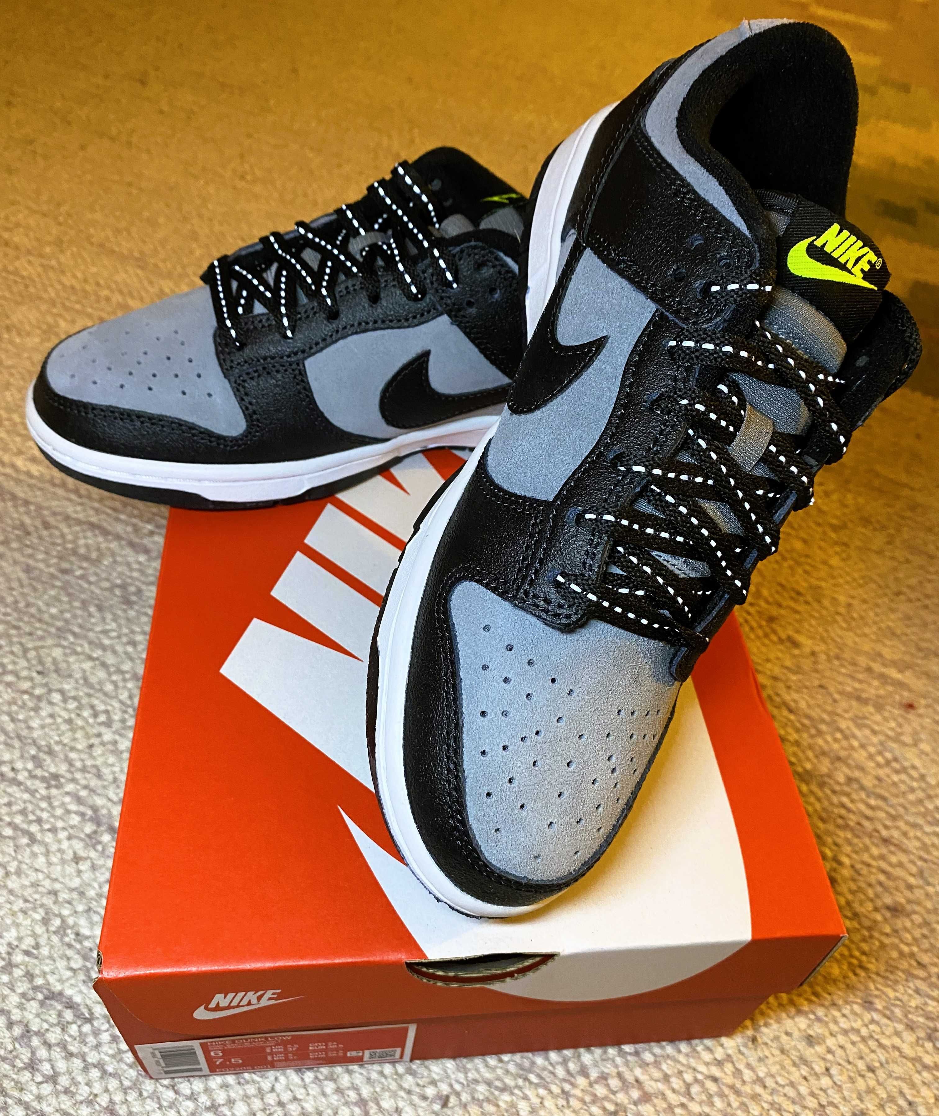 Nike Dunk Low Black Cool Grey Volt Mini Swoosh - NOVOS TAMANHO 38.5 EU