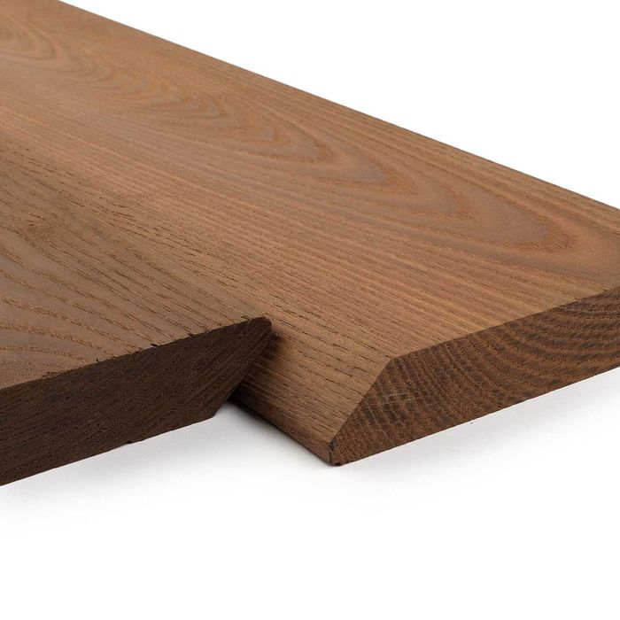 Терасна дошка із деревени термоясеня