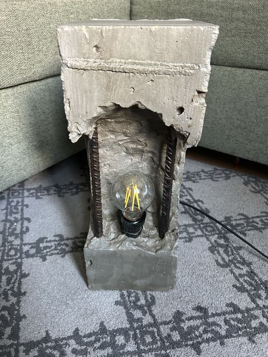 Industrialna lampka betonowa DIY – unikatowy design loft