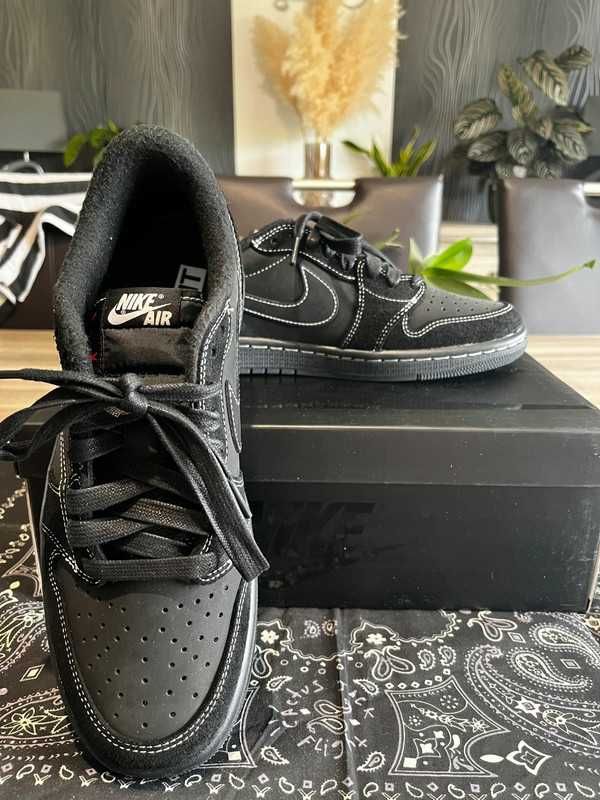 Czarny|Sportowe-Męskie Nike AirJordan1 UnisexTrampki 43