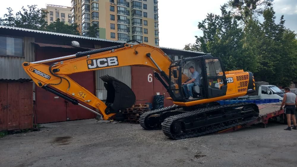 Услуги Ямобура на базе JCB 3 CX. 4 СХ