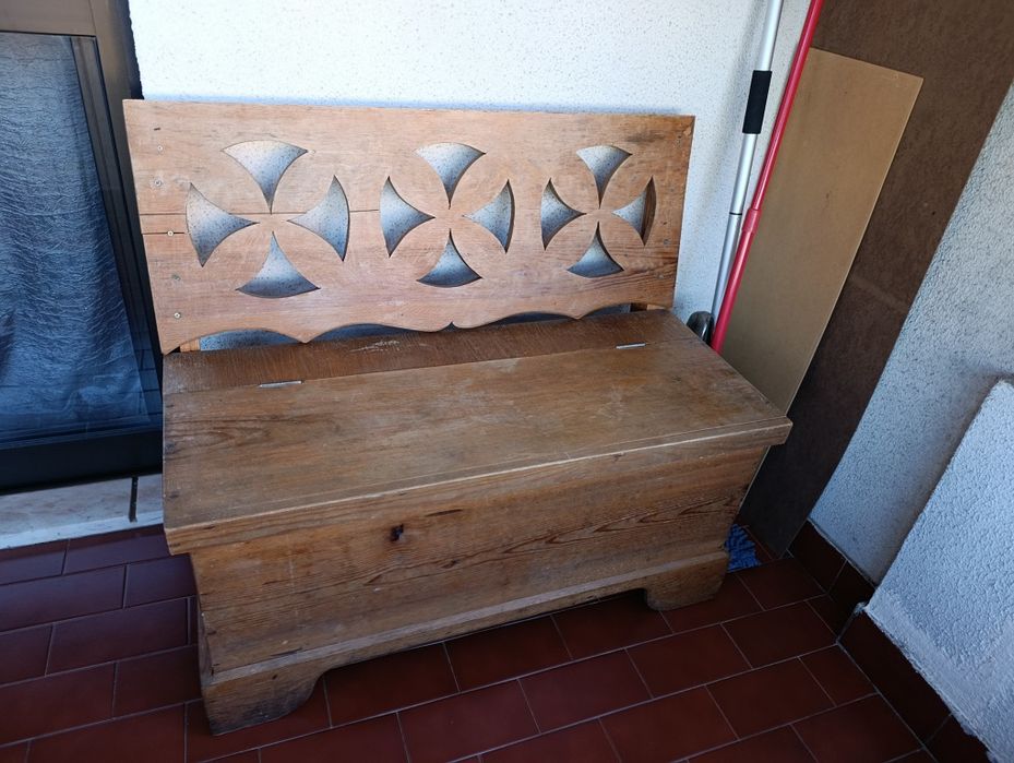 Banco Bau Arca de Madeira