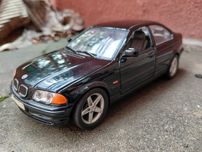 BMW 328i E46 Sedan 1:24 Welly model samochodu