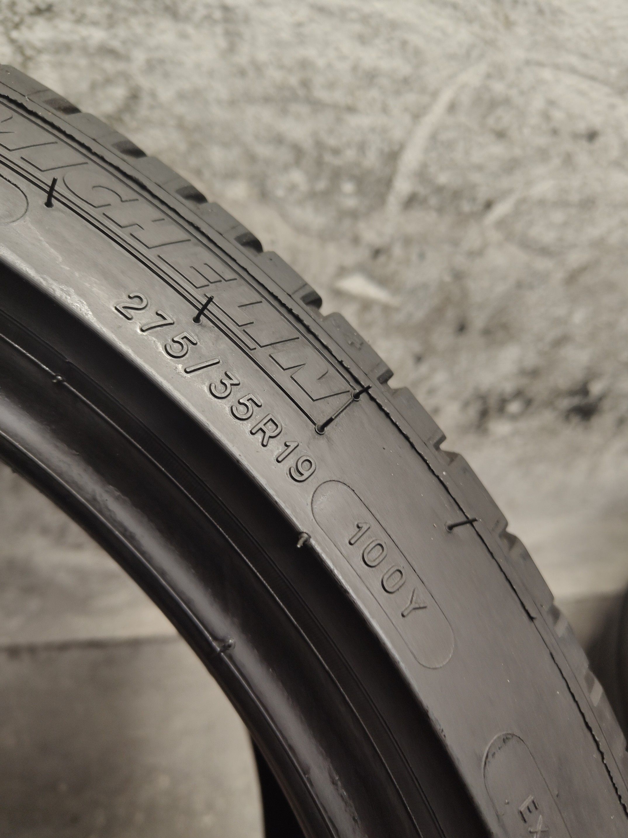 2X 275/35R19 Opony Letnie Michelin 2021
