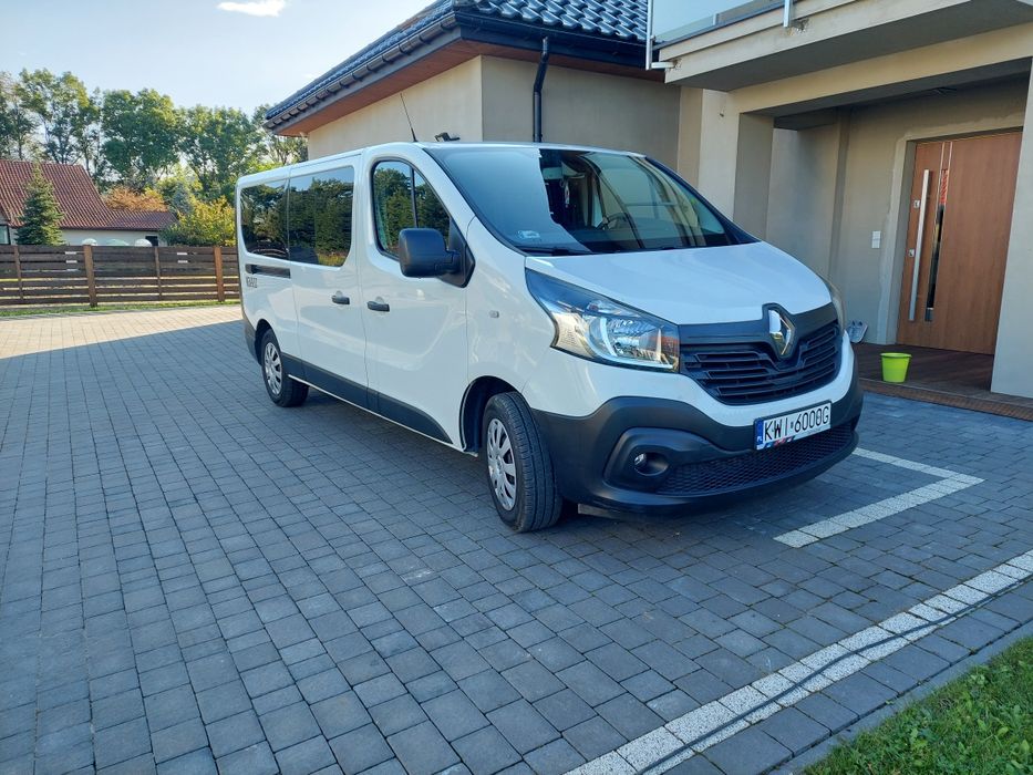 Wynajem Busa 9 osobowego, Auto 9 osobowe Wolne terminy Transport gości