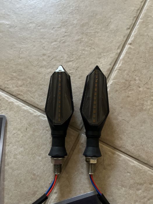 PISCAS UNIVERSAIS  LED LIGHTING