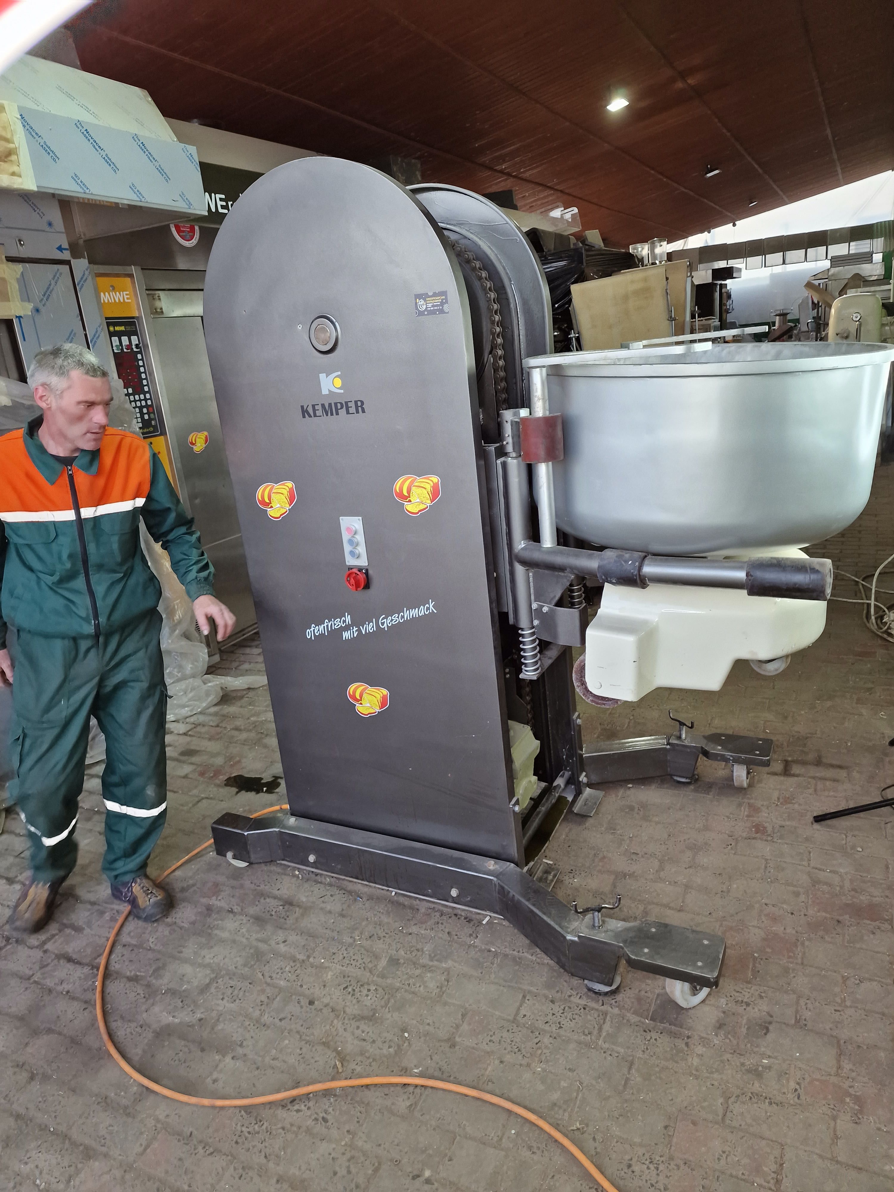 ПОДЪЕМНИК Дежеопрокидыватель Kemper HK 600 для всех видов  дежи