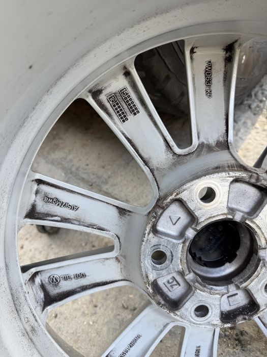 Диски 5x130 R17 Volkswagen Touareg Karakum каракум з датчиками тиску