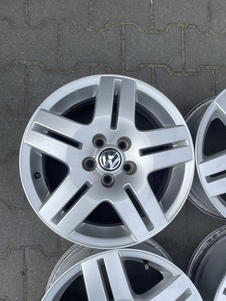 Felgi aluminiowe 15 cali 5x100 et 38 6J Volkswagen Polo Golf, Seat