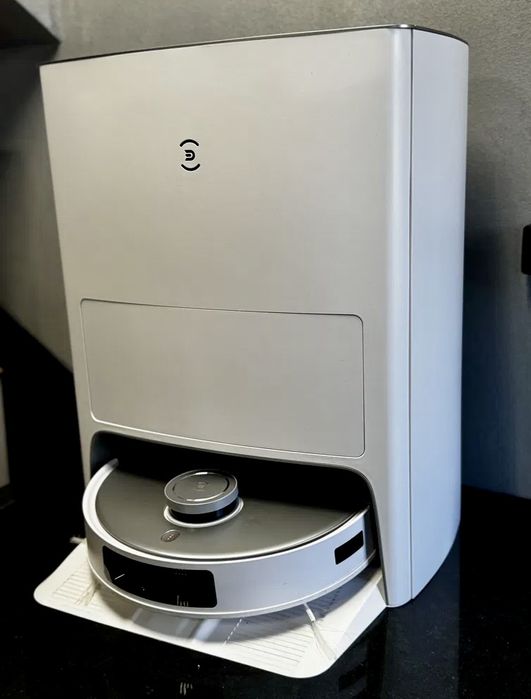 Робот-пилосос з вологим прибиранням ECOVACS Deebot OZMO T20 OMNI