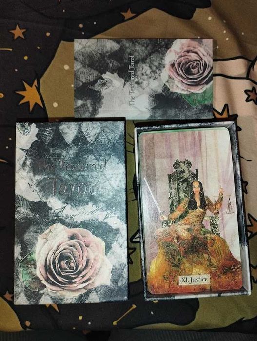Карти Таро 12*7 в твердих і звичайних коробках, Алі і Тему, стан нових