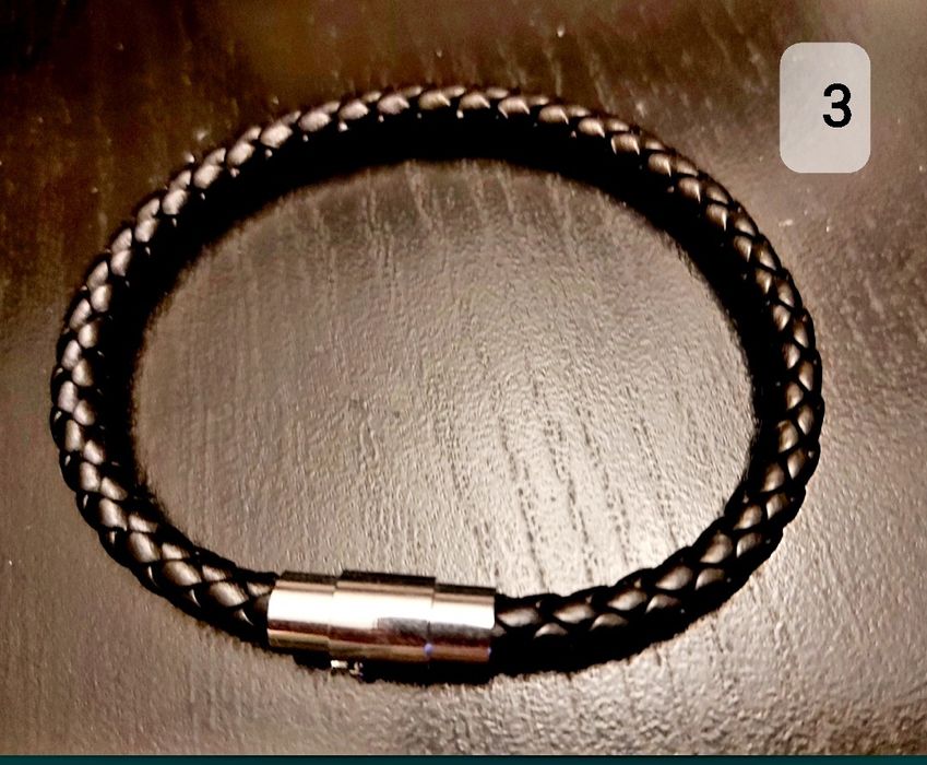 Vendo Pulseiras em Couro Homem