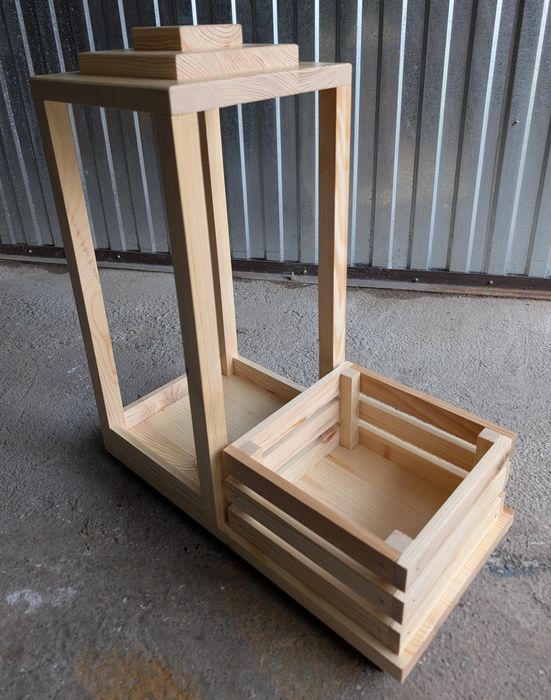 Lampion z doniczką Duży lakierowany 56 cm.