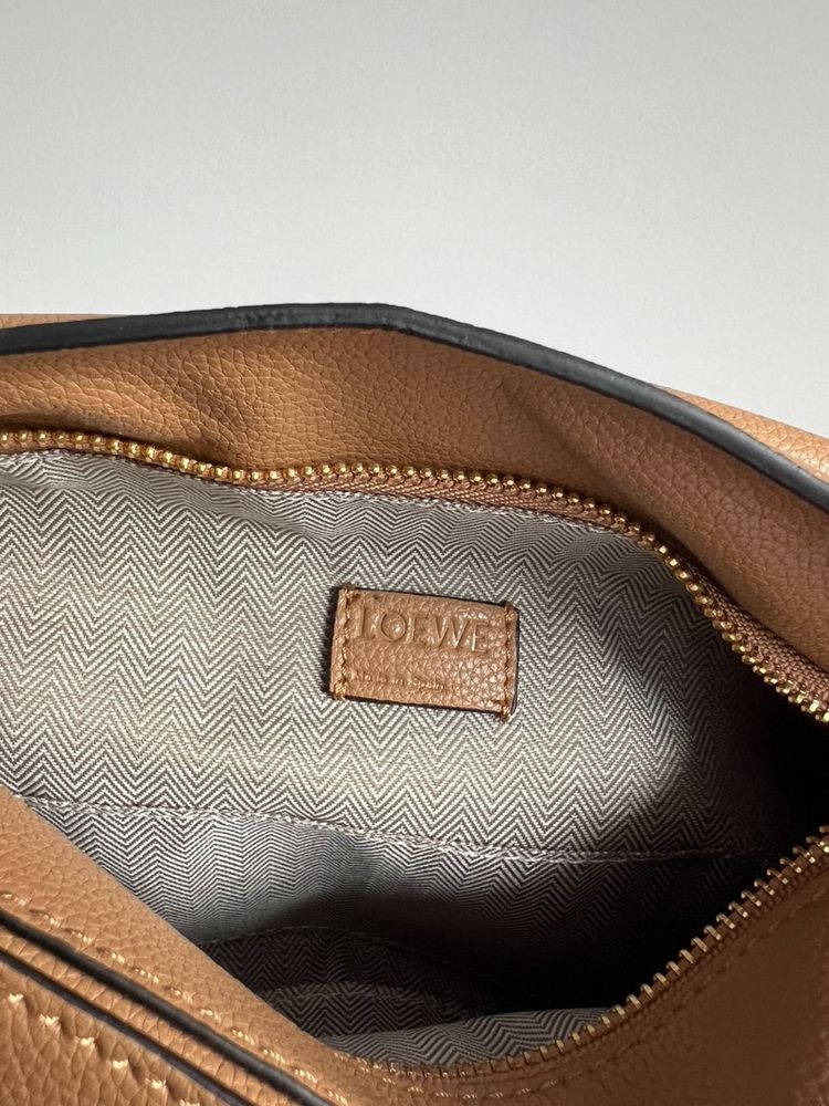 Torebka Loewe Small Puzzle Bag in Classic Calfskin Caramel