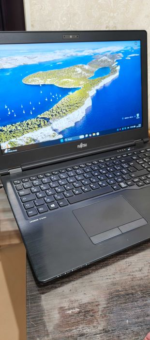 Ноутбук Fujitsu U757, i5, IPS 15"6, SSD NVMe 256/16Gb, modem GSM LTE.