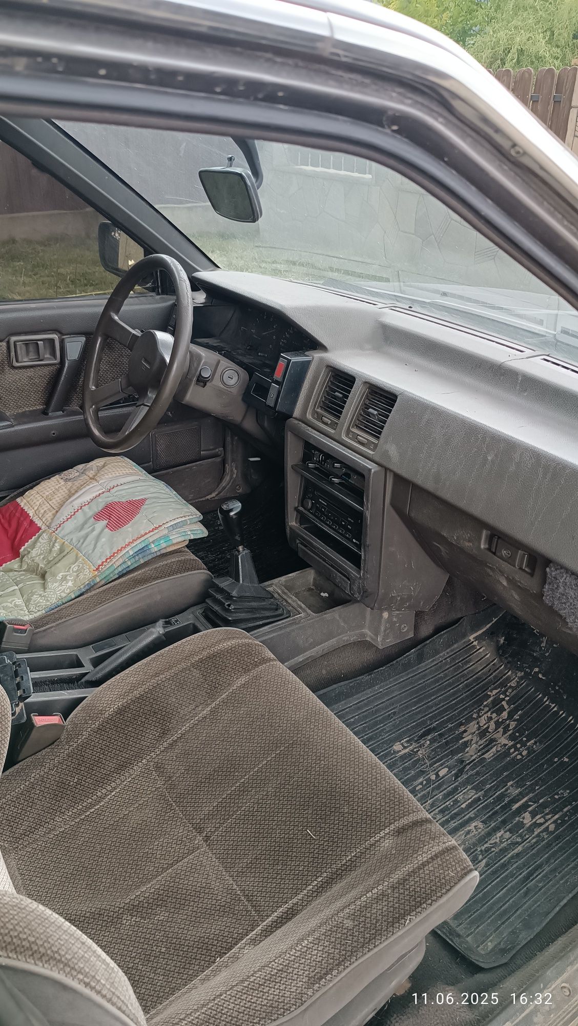 Нісан блюмбірд 1988