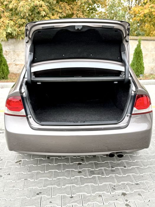 Honda Civic 4D, Полноценный Автомат, Газ-4