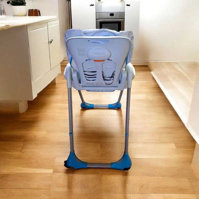 Продам дитячий стільчик для годування Chicco Polly 2 in 1