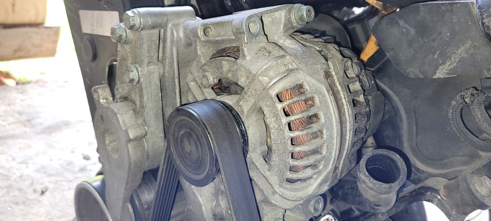 Audi a4 b6 lz5l 1.6 benzyna alz alternator wspomaganie sprzęgło klima