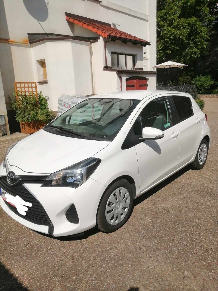 SprzedamToyota Yaris 2015 rok